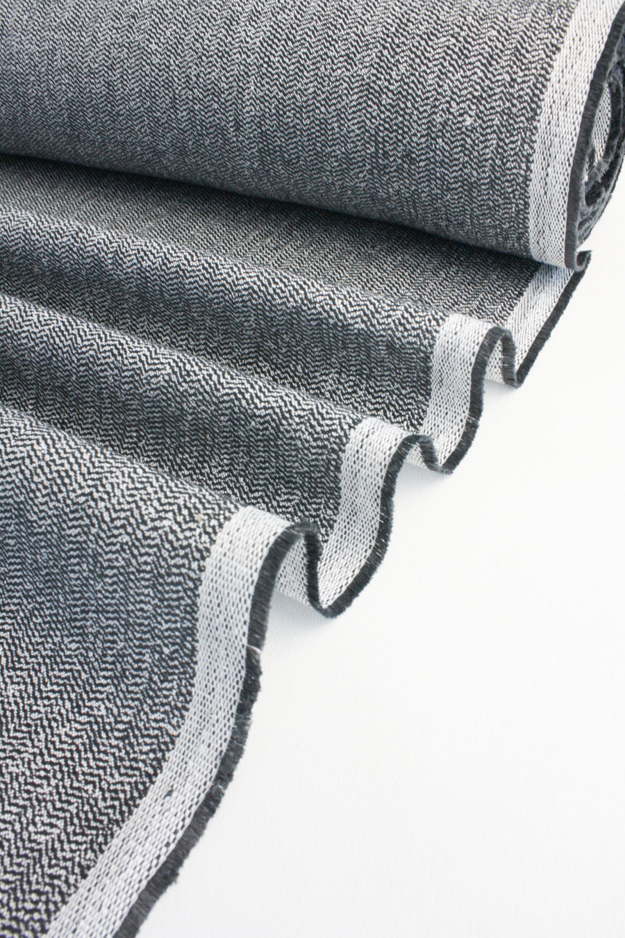 Brittany - Italian Herringbone Linen Jacquard | Cliff