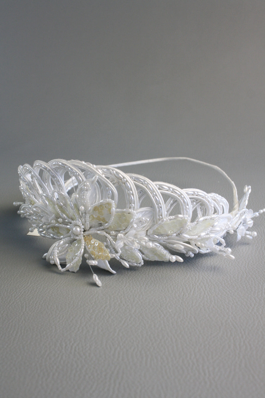 Vintage Pearl Embellished Head Piece #9