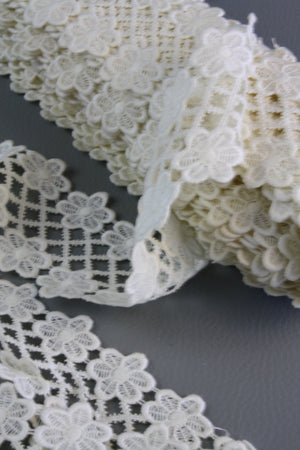 #61 Archival Austrian Guipure Lace - 6cm | Natural