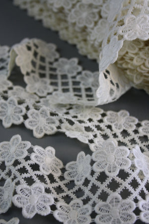 #61 Archival Austrian Guipure Lace - 6cm | Natural