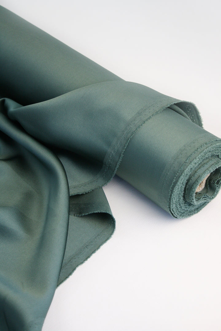 Satin Back Crepe | Medici Green #10 (LAST CUT - 2.9M)