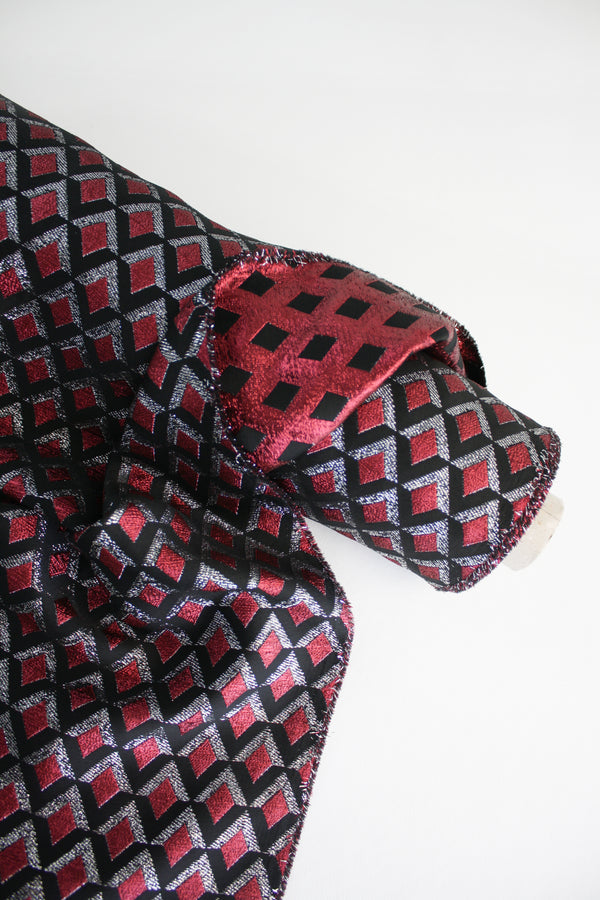 Mara - Italian Lurex Jacquard | Fuchsia Remnant (2.2m)