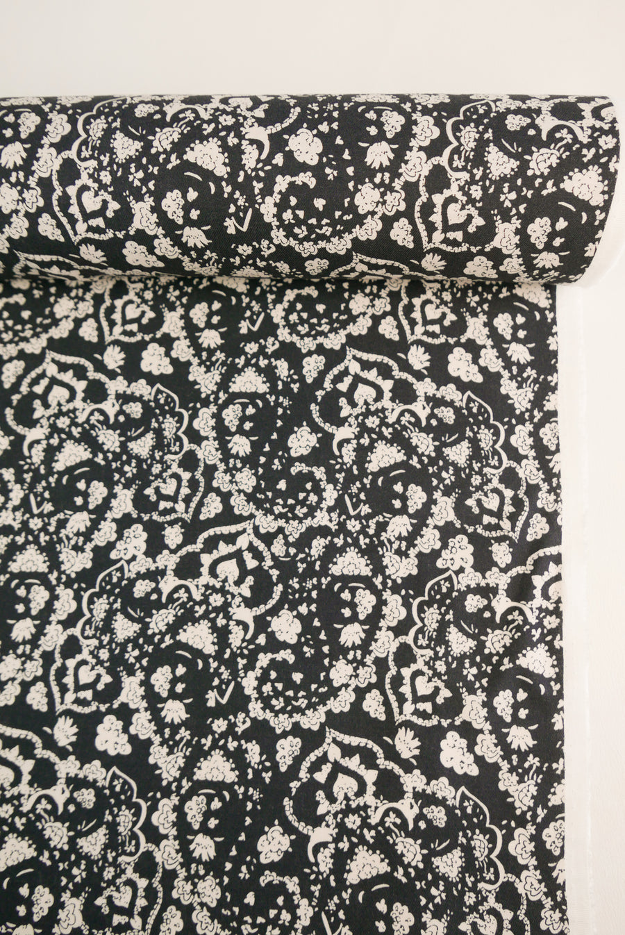 Linette - Printed Viscose Twill | Paisley