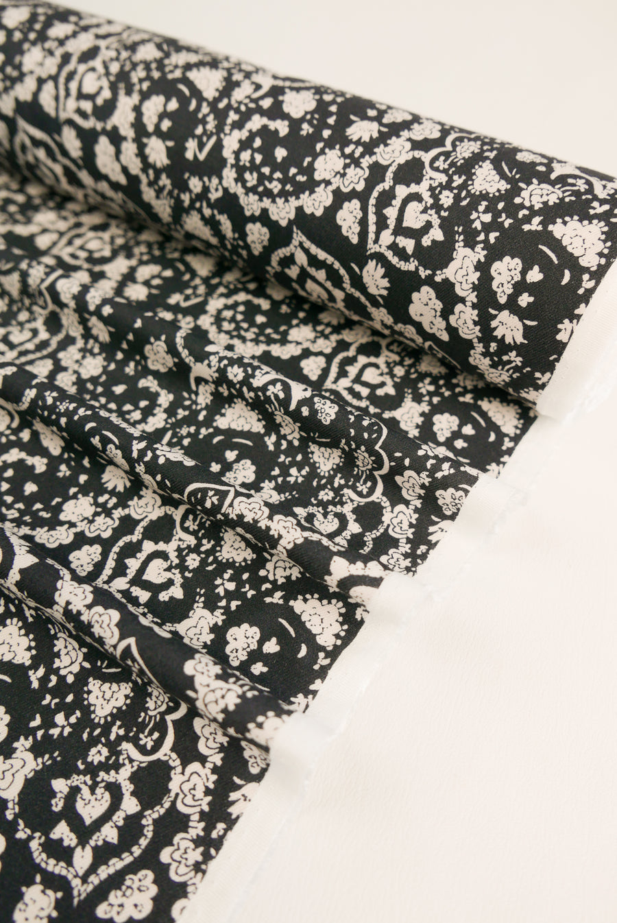 Linette - Printed Viscose Twill | Paisley