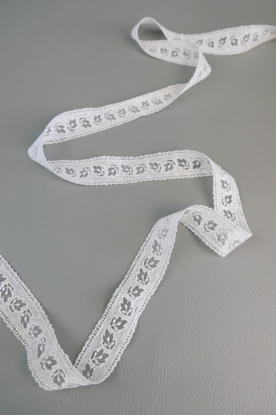 #70 Archival Dutch Chantilly Lace - 2.5cm | White