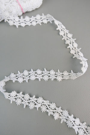 #67 Archival Austrian Guipure Lace - 2.5cm | White