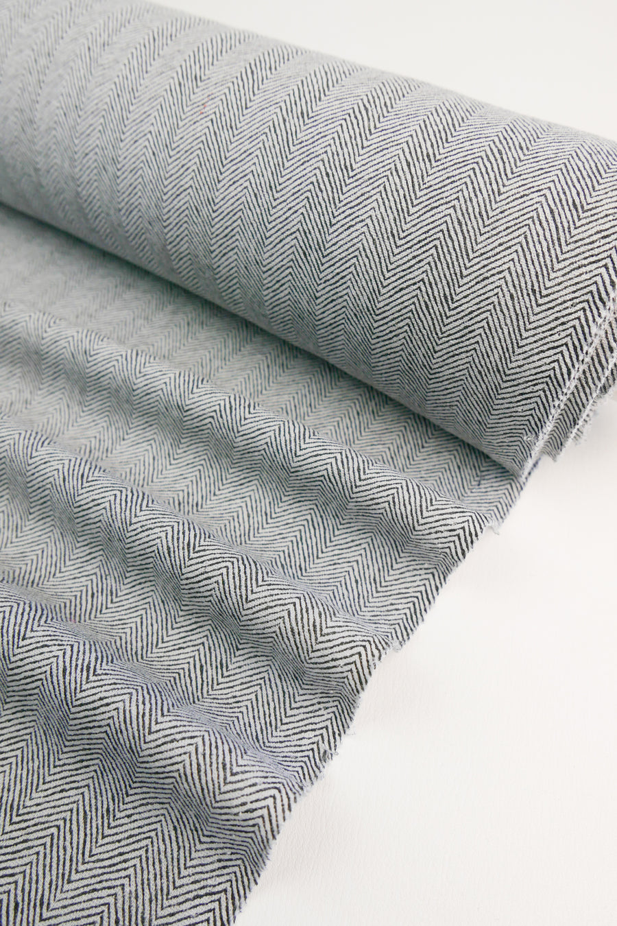 Lucia - Double-Faced Printed Linen | Pebble