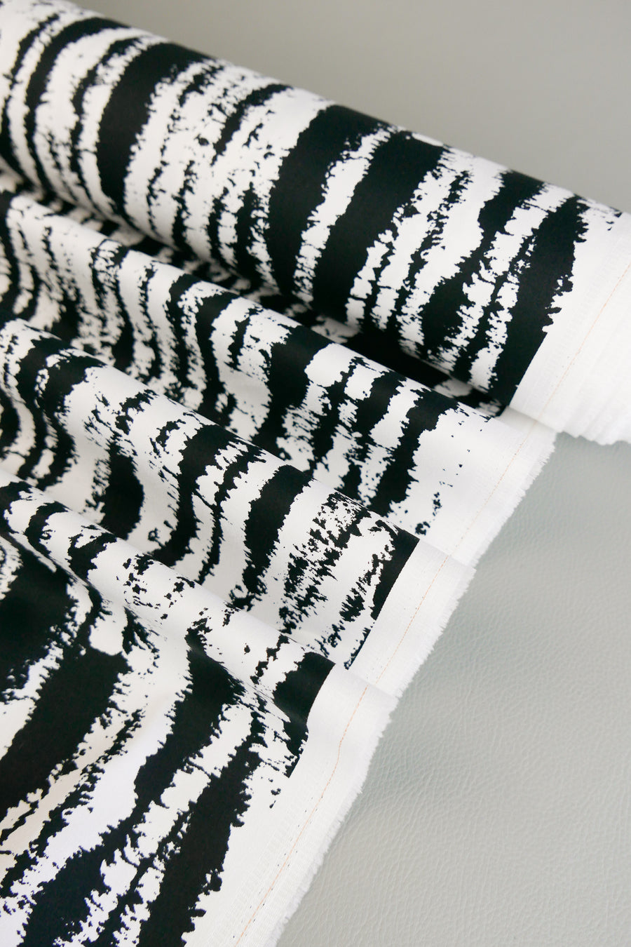 Yvonne - Cotton Sateen | Zebra