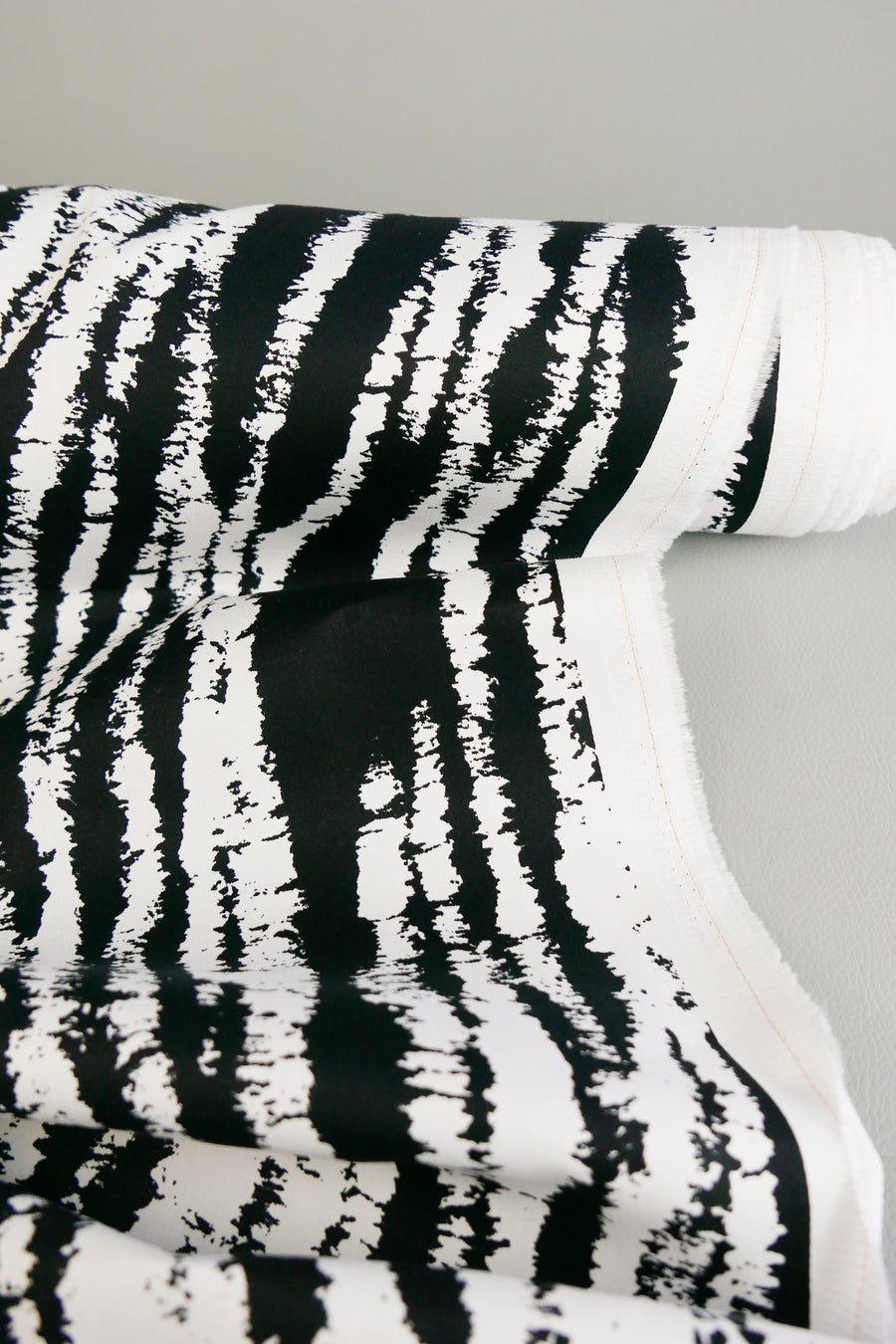 Yvonne - Cotton Sateen | Zebra