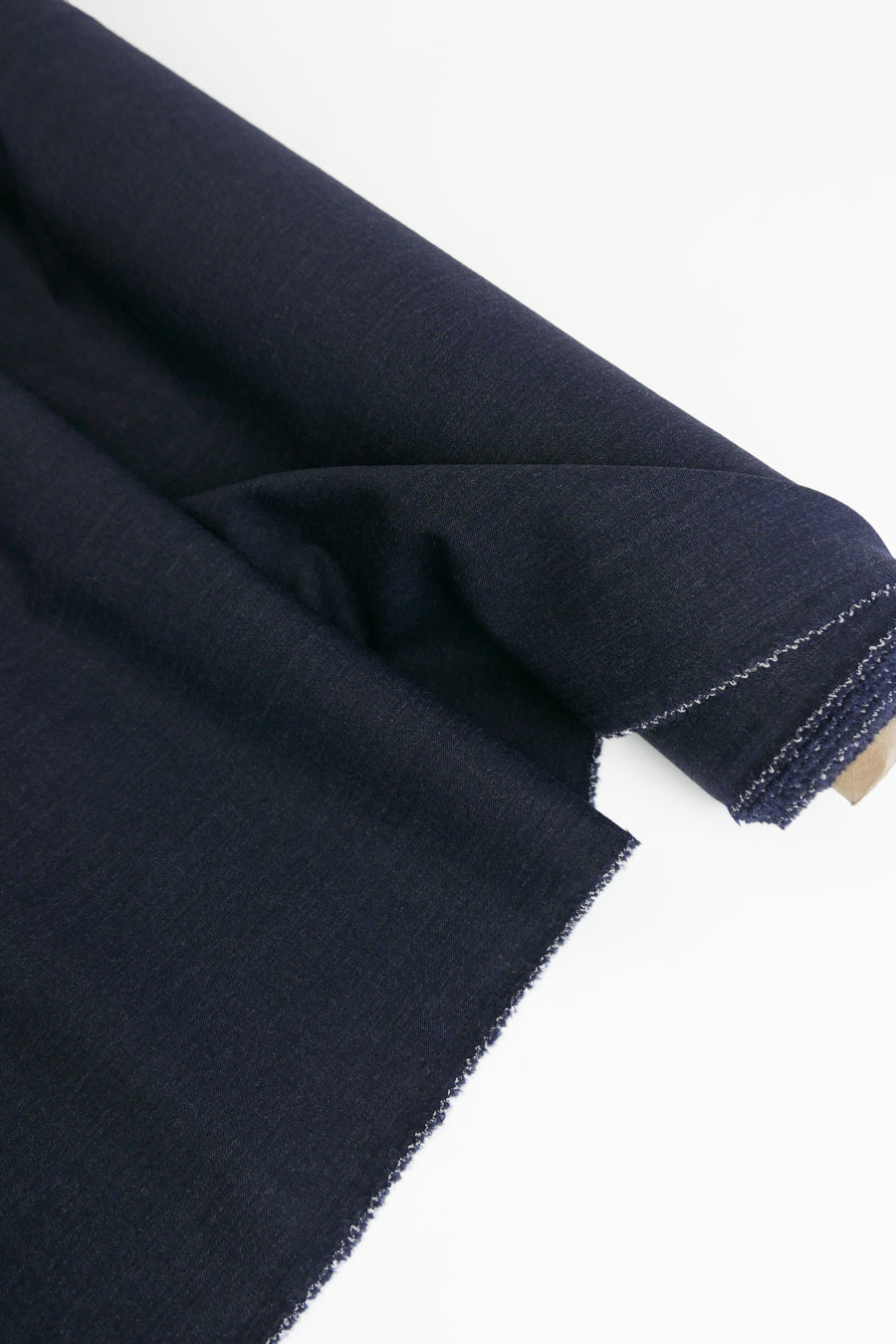 Langip - Italian Wool Suiting | Midnight Blue