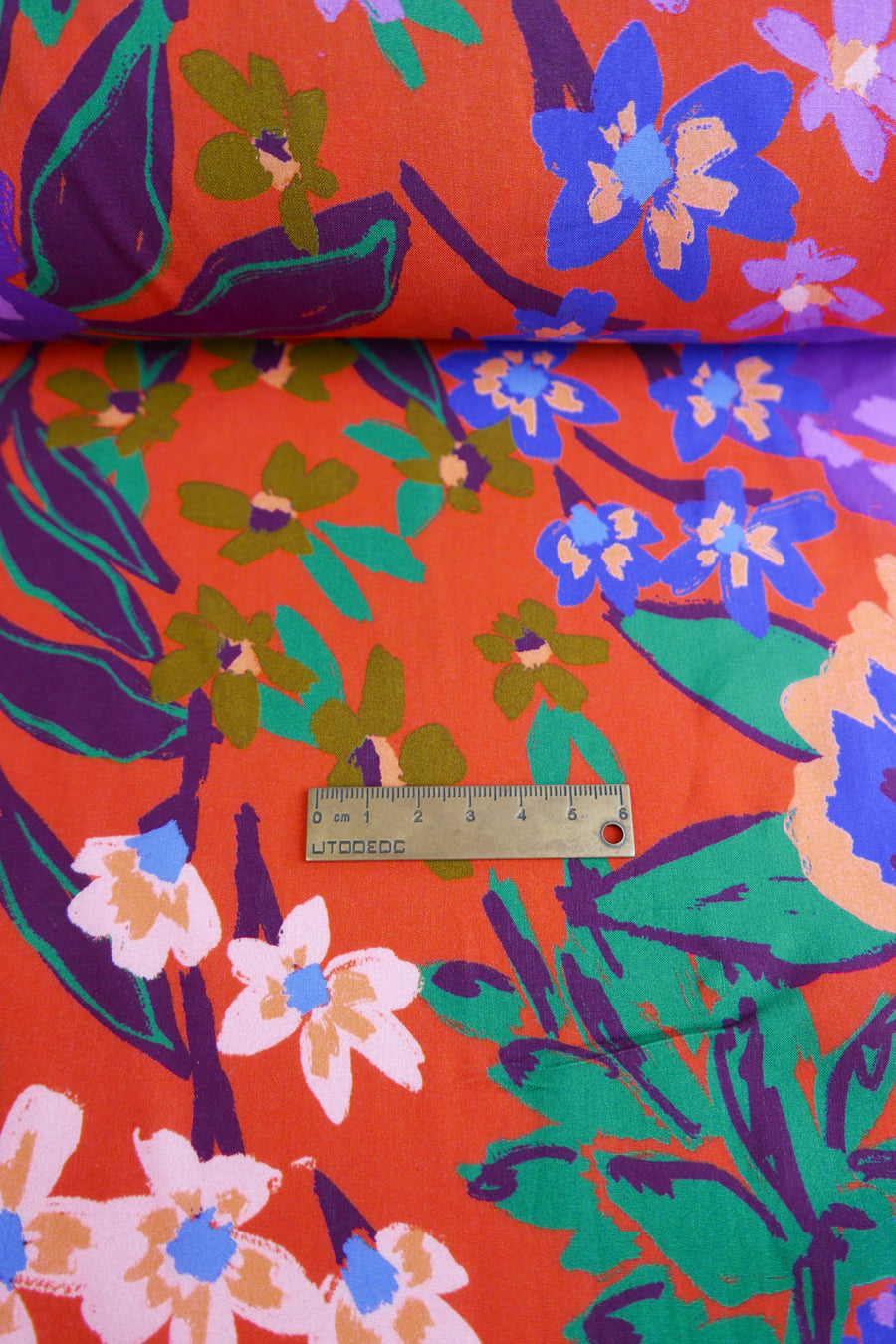 Benson - French Printed Viscose | Daylily
