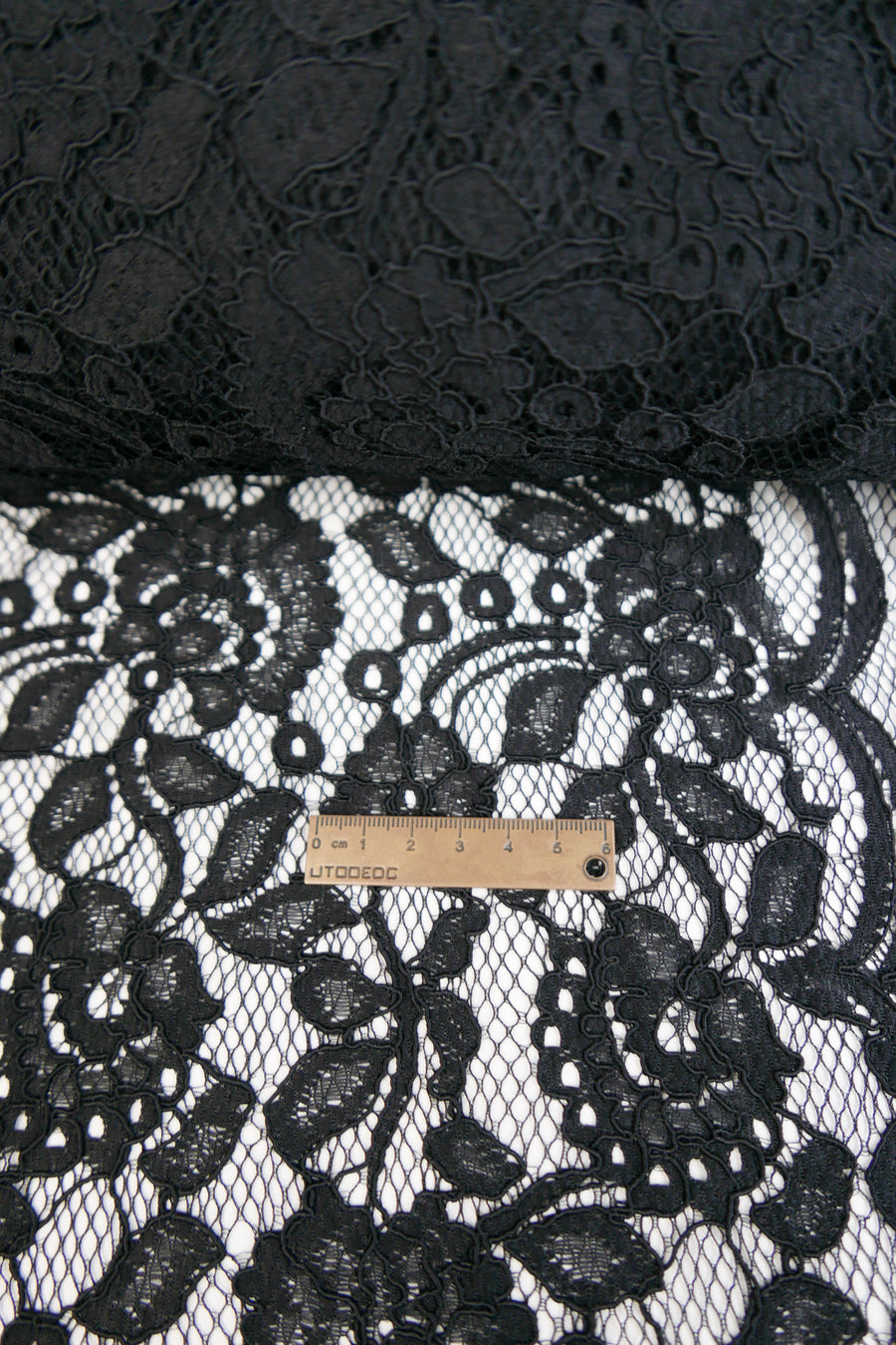 Dita Lace - Alençon lace | Black