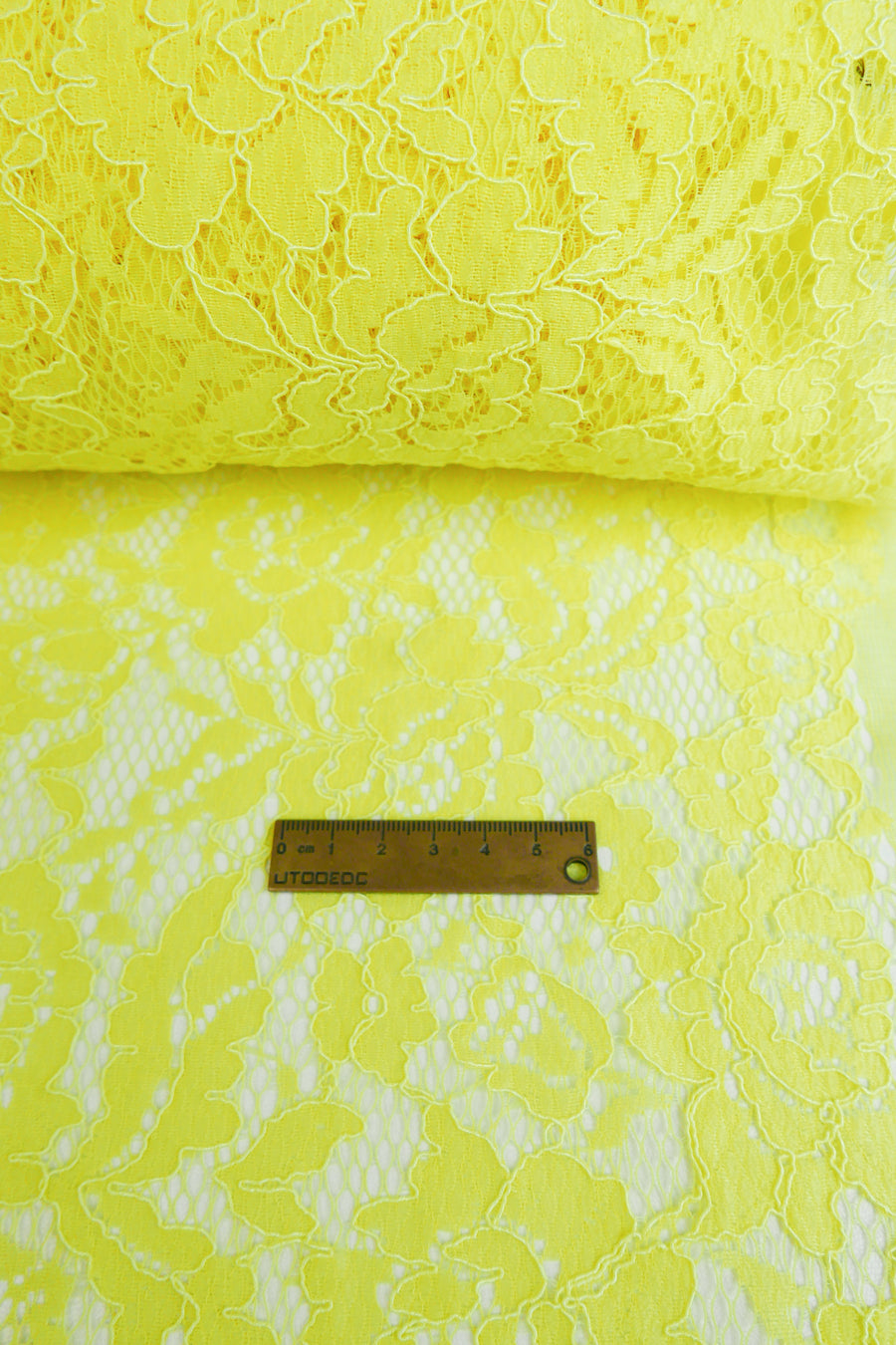 Dita Lace - Alençon lace | Lemon