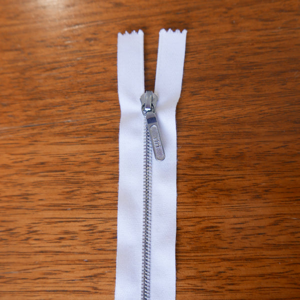 Riri 44cm Double-Ended Zip | Off-White