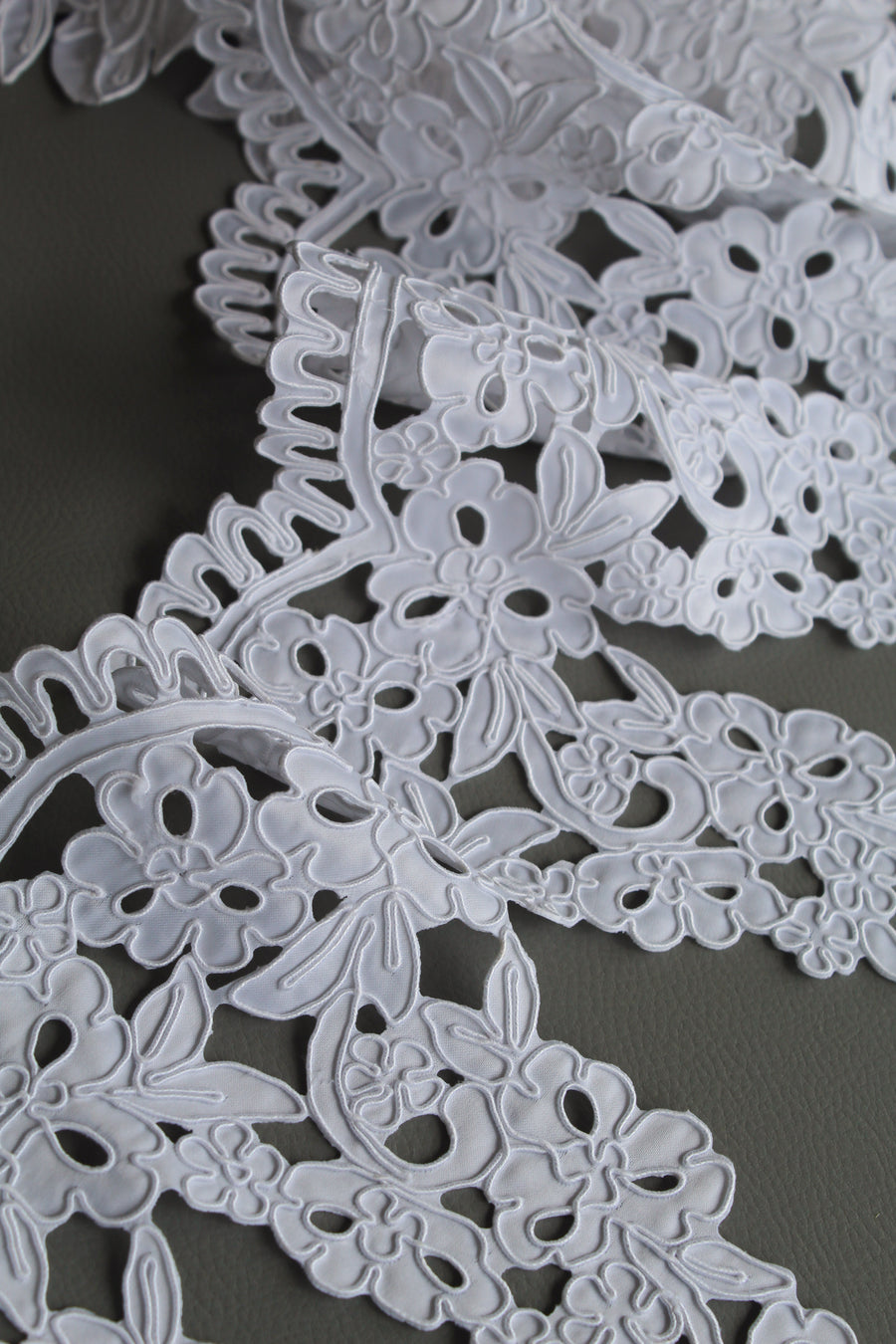 #2 Archival Venetian Lace - 23.5cm | White