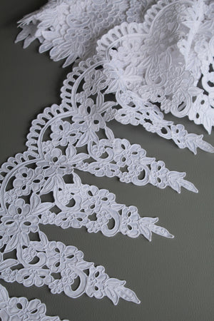 #2 Archival Venetian Lace - 23.5cm | White