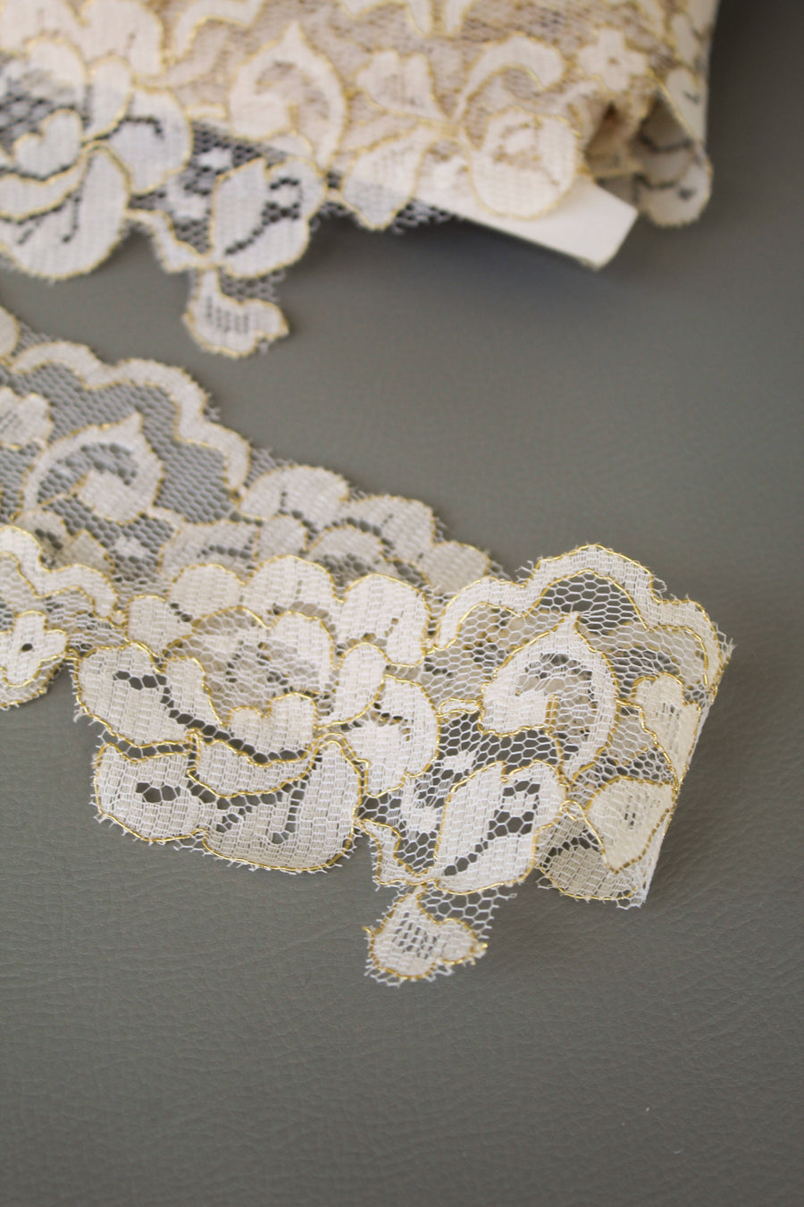 #11 Archival Alencon Lace - 8cm | Gold