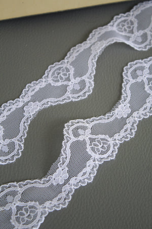 #17 Archival Dutch Chantilly Lace - 4cm | White