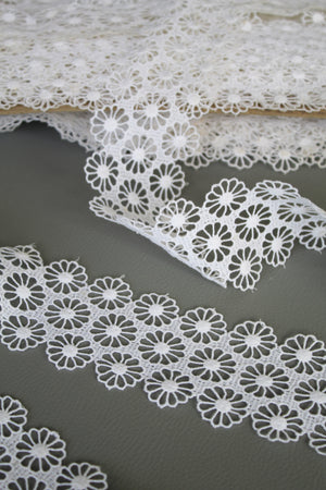 #19 Archival Torchon Lace - 6cm | Off White