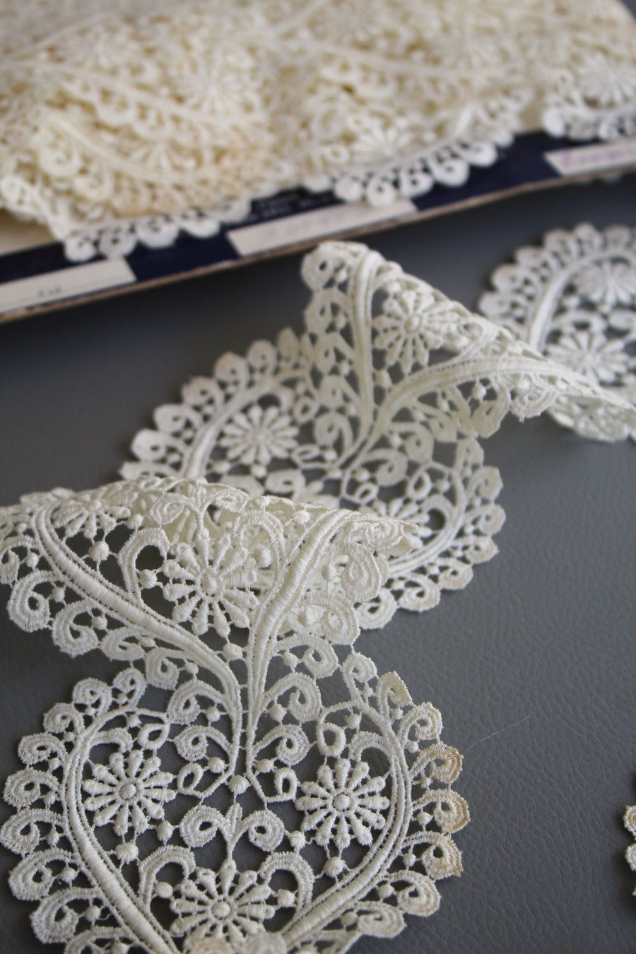 #32 Archival Venetian Lace - 10cm | Cream