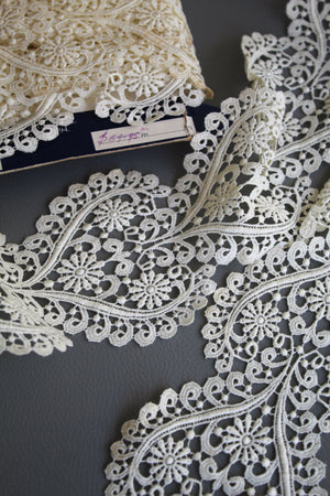 #32 Archival Venetian Lace - 10cm | Cream