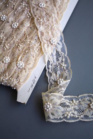 #31 Archival Pearl Chantilly Lace - 6cm | Tea