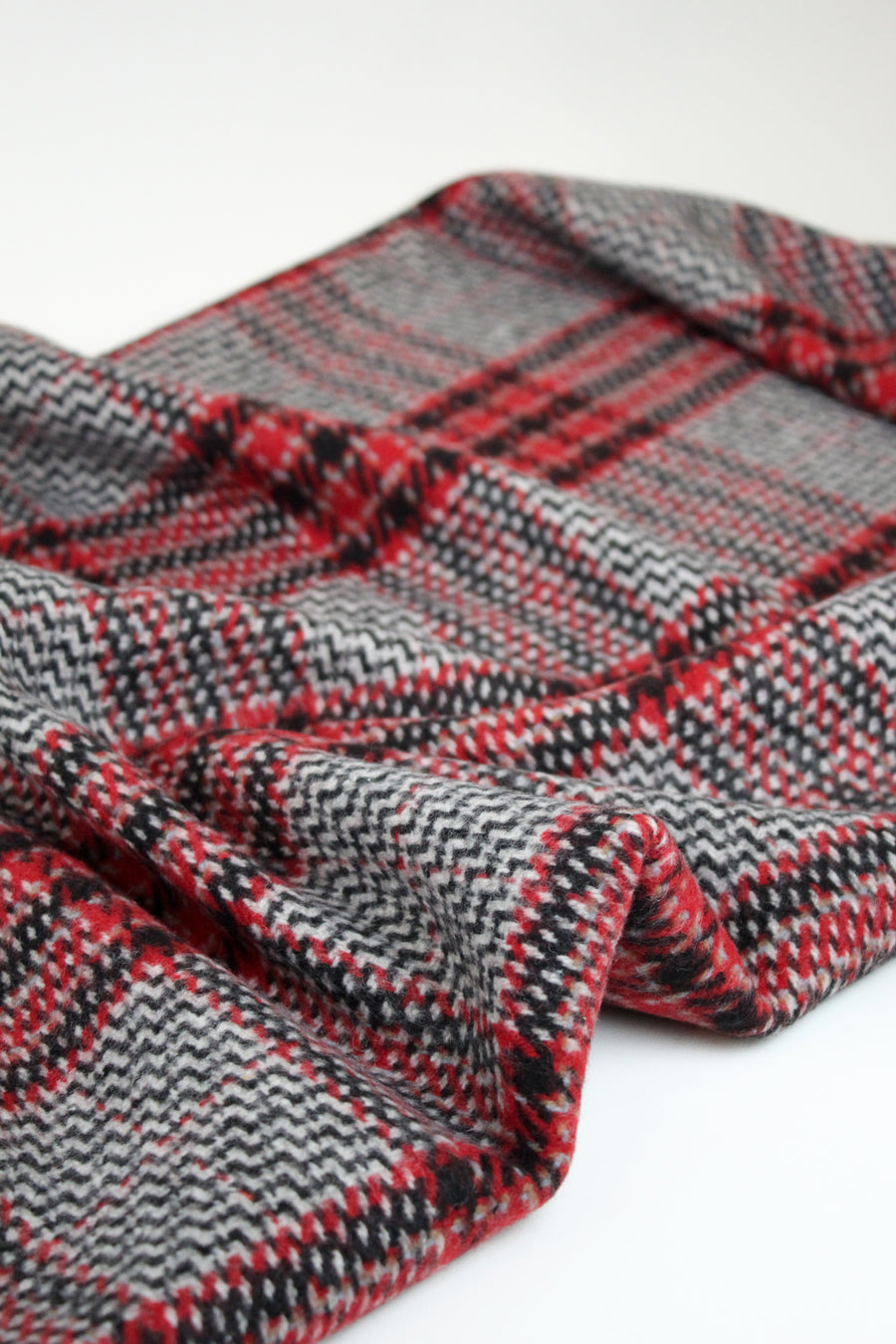 Mondrian - Houndstooth Plaid Wool | Scarlet