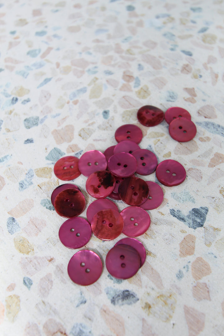 Agoya Shell Buttons | Fuschia 16MM