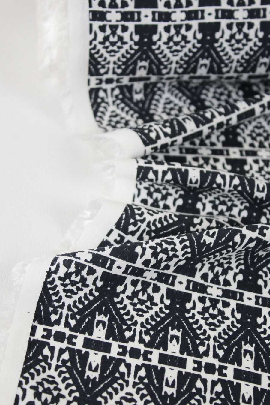 Suburbia - Printed Viscose | Iron